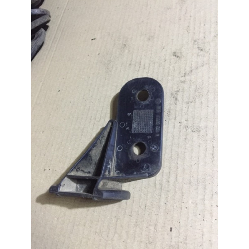 Крепление бампера (кузов и элементы) BMW 3-series E36 51118122577