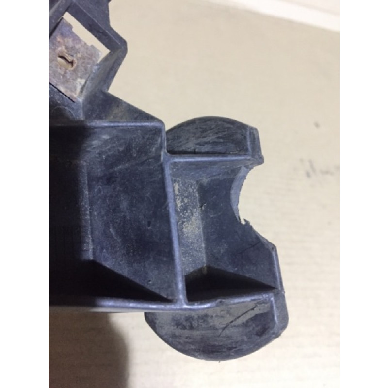 Крепление бампера (кузов и элементы) BMW 7-series E38 1996 M60B40 51118125317