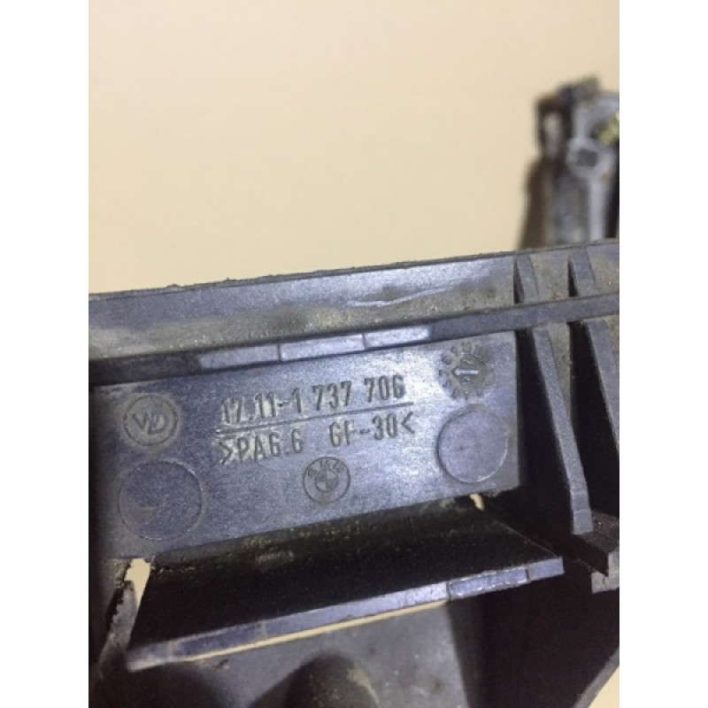 Крепление радиатора (кузов и элементы) BMW 5-series E39 17111737706