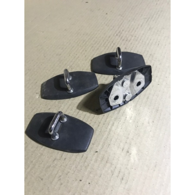 Замок двери (кузов и элементы) BMW X5 E53 M57d30 7010402