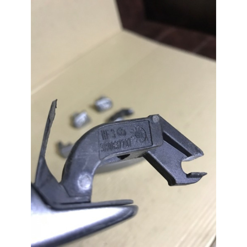 Ручка двери внешняя (кузов и элементы) Volkswagen Passat B5 2003 2.5 AKN 3B0837207