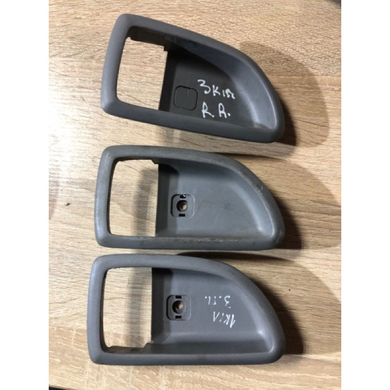 Ручка дверей внутрішня (салон) KIA Sorento BL 2005 2.5 CRDI 826223e000