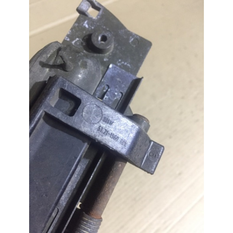 Ручка двери внешняя (кузов и элементы) BMW 5-series E34 1994 M51d25 51228138952