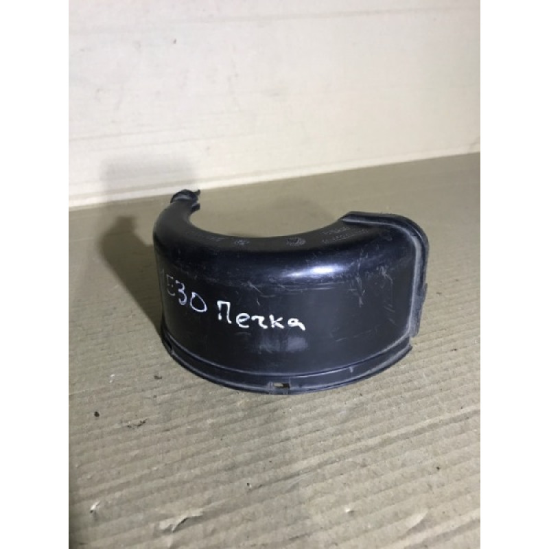 Корпус пічки (обігрів та кондиціювання) BMW 3-series E30 M21d24 64111373767