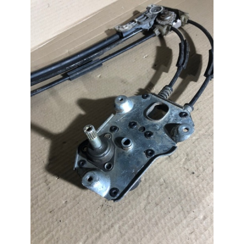 Механизм стеклоподъемника с мотором (кузов и элементы) BMW 5-series E39 51348159834