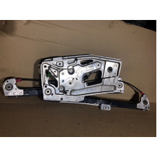 Механизм стеклоподъемника с мотором