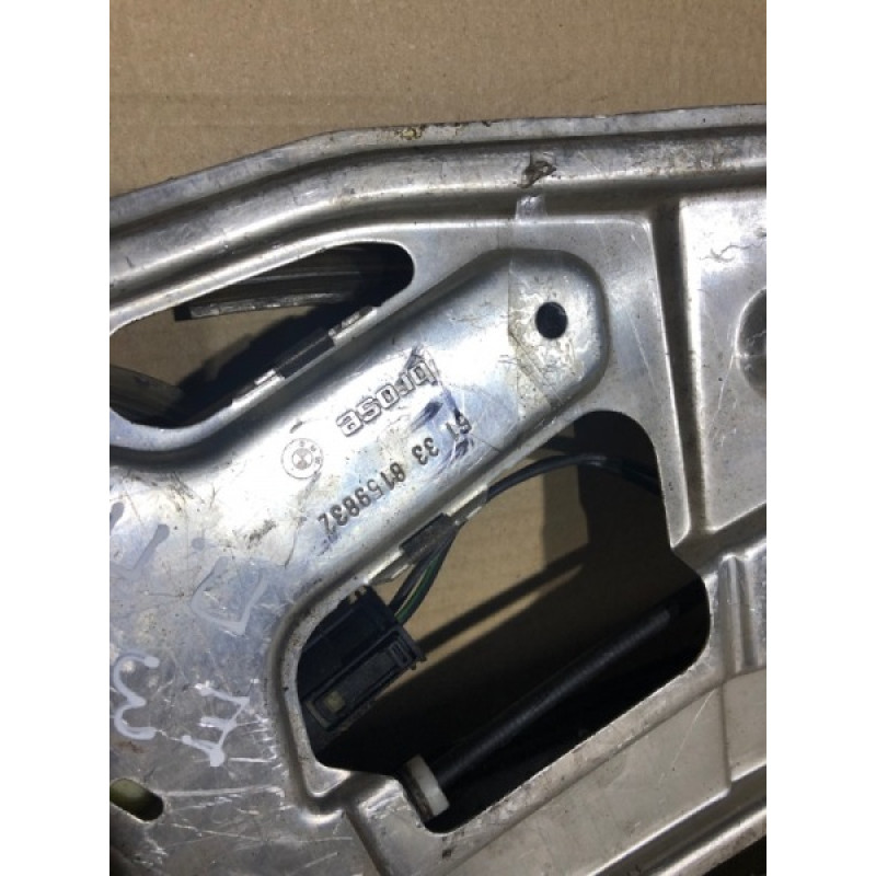 Механизм стеклоподъемника с мотором (кузов и элементы) BMW 5-series E39 51338159832