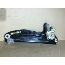 Механизм стеклоподъемника с мотором