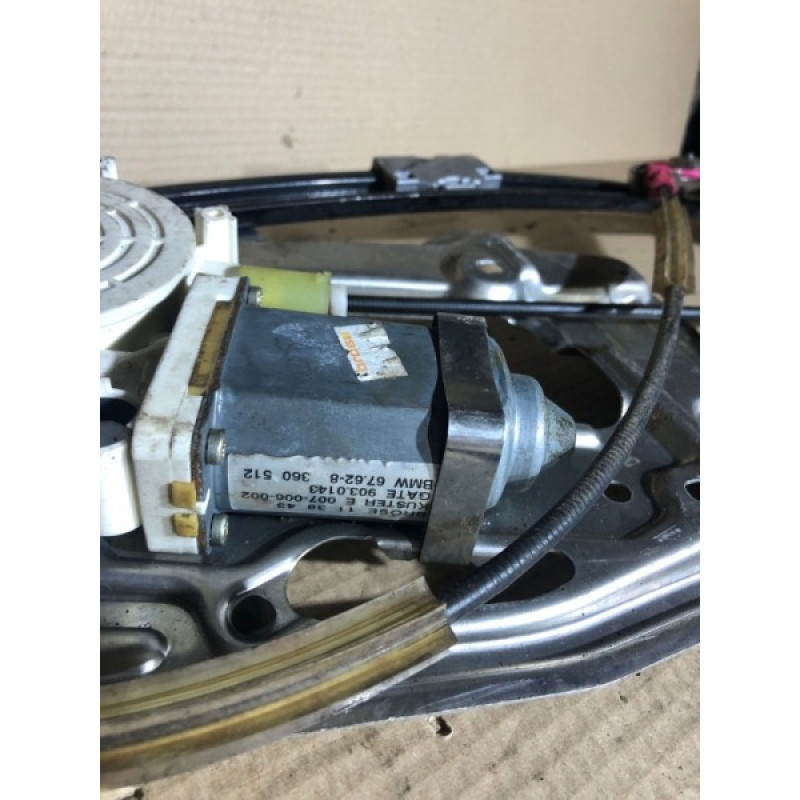 Механизм стеклоподъемника с мотором (кузов и элементы) BMW 5-series E39 1999 M51d25 8236860