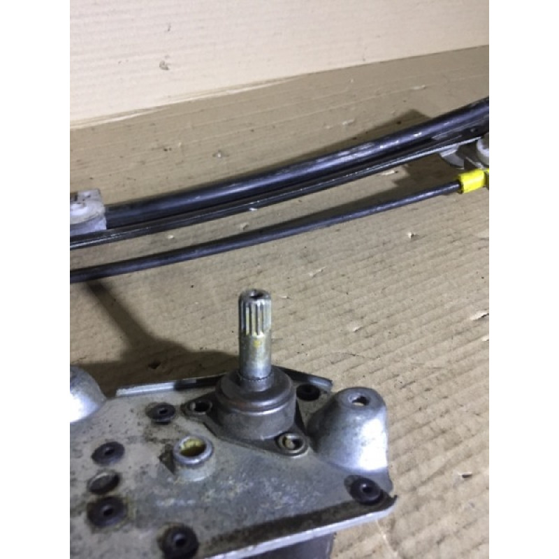 Механизм стеклоподъемника с мотором (кузов и элементы) BMW 5-series E39 51348159833