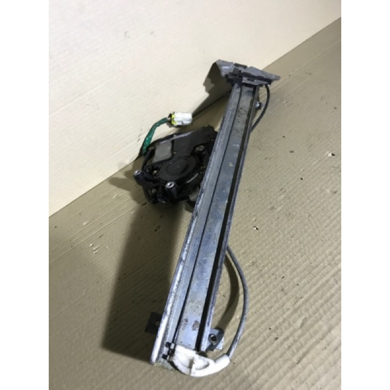 Механизм стеклоподъемника с мотором (кузов и элементы) Mitsubishi Galant 8 2.4GDI 0620200095