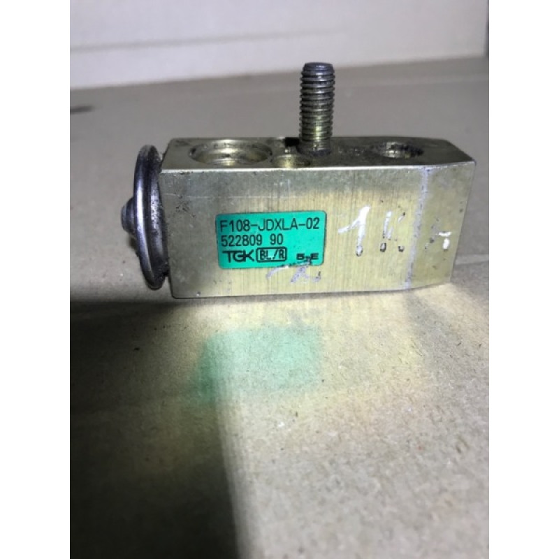 Клапан испарителя кондиционера (отопление и кондиционирование) KIA Sorento BL 2005 2.5 CRDI 976263E300