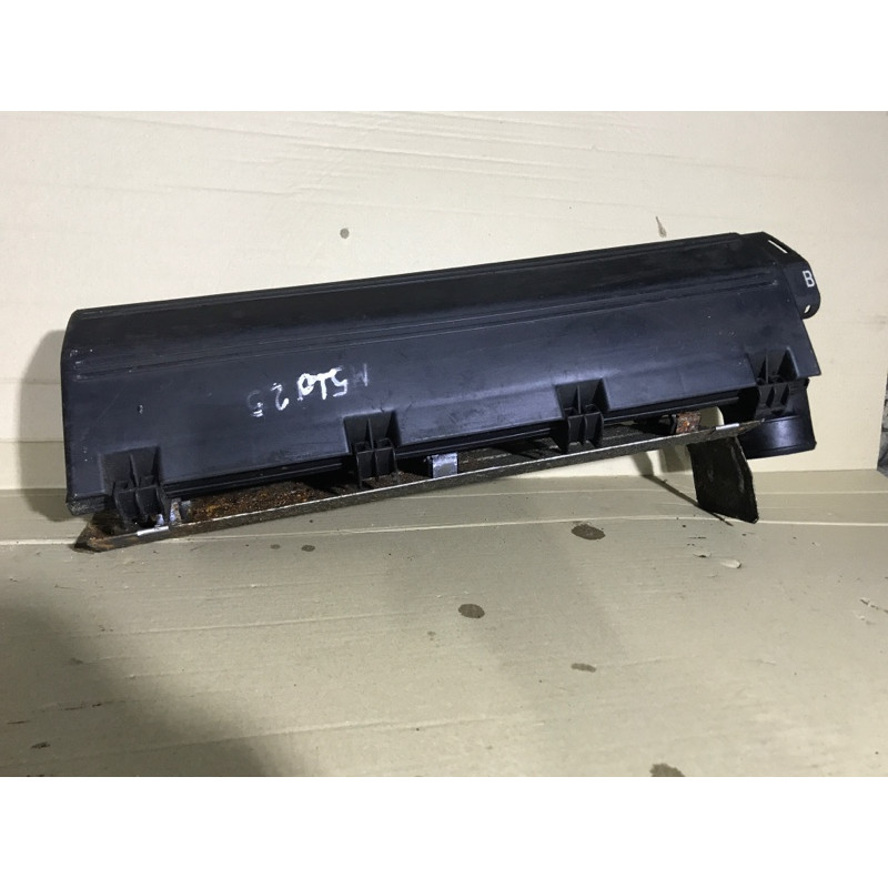 Корпус воздушного фильтра (впускная система) BMW 5-series E34 13712245562