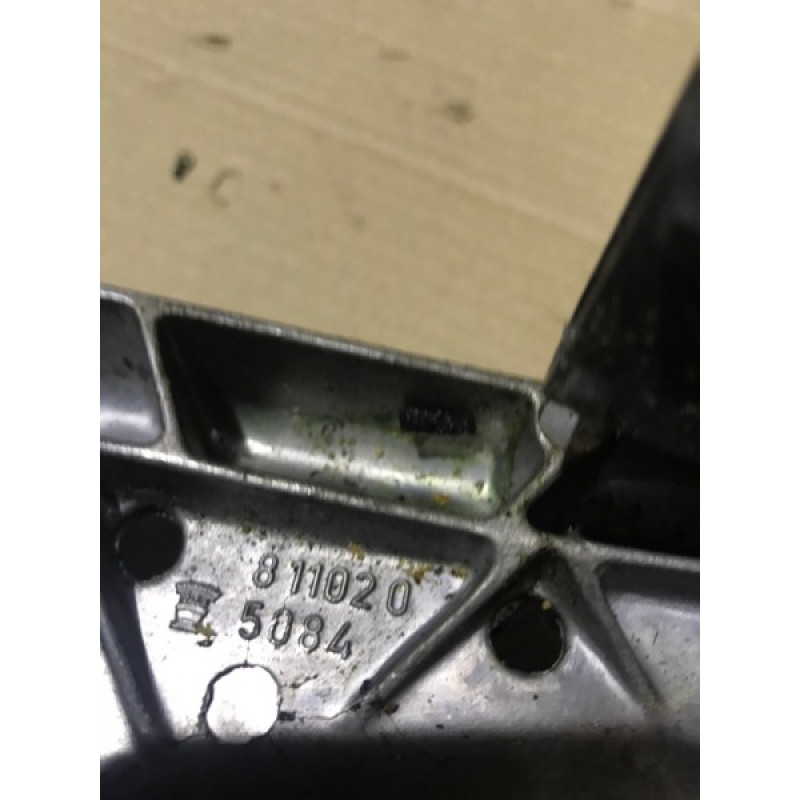 Трапеция дворников (кузов и элементы) BMW 7-series E38 8110205084