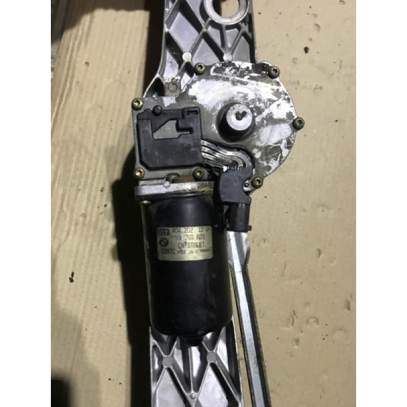 Трапеция дворников (кузов и элементы) BMW 5-series E39 67638360603