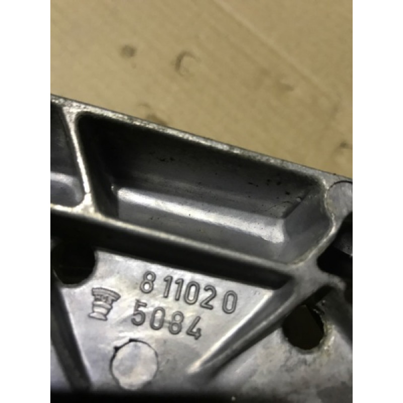 Трапеция дворников (кузов и элементы) BMW 7-series E38 8110205084