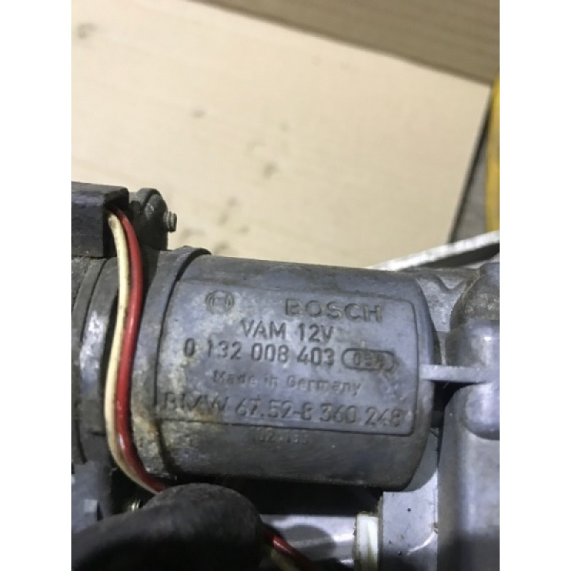 Трапеция дворников (кузов и элементы) BMW 7-series E38 8110205084