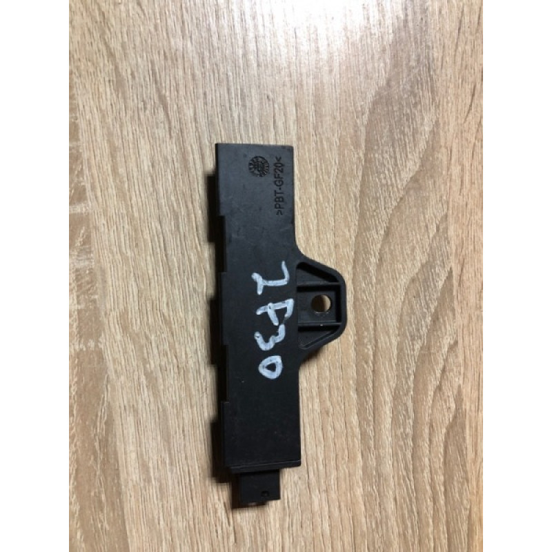 Антенна (электрика) BMW 3-series F30 2013 N47D20 6520922083202