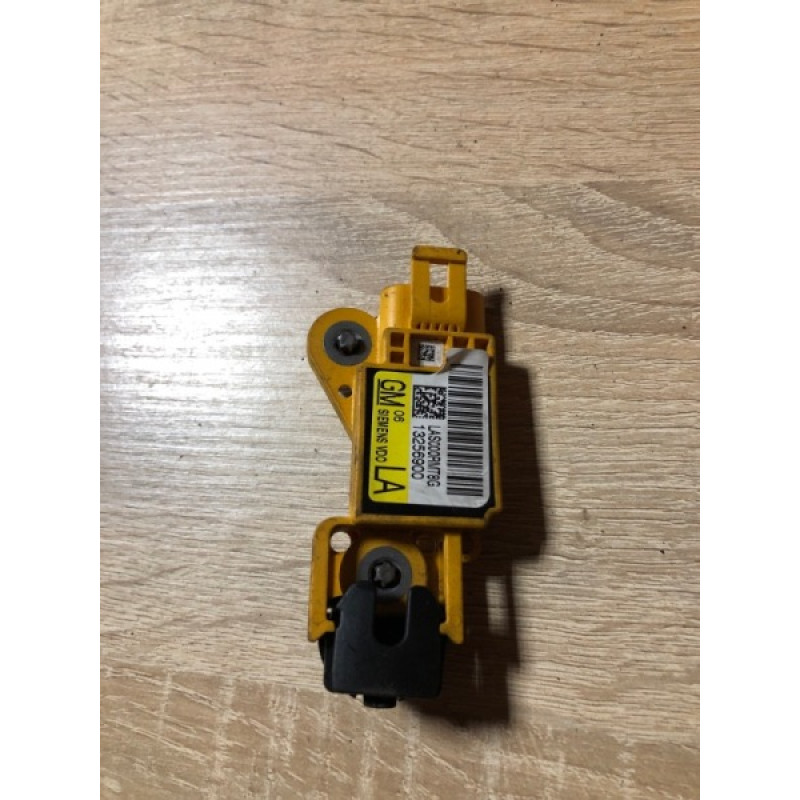 Датчик удара (электрика / датчики) Opel Vectra C 2008 1.9 D 13256900