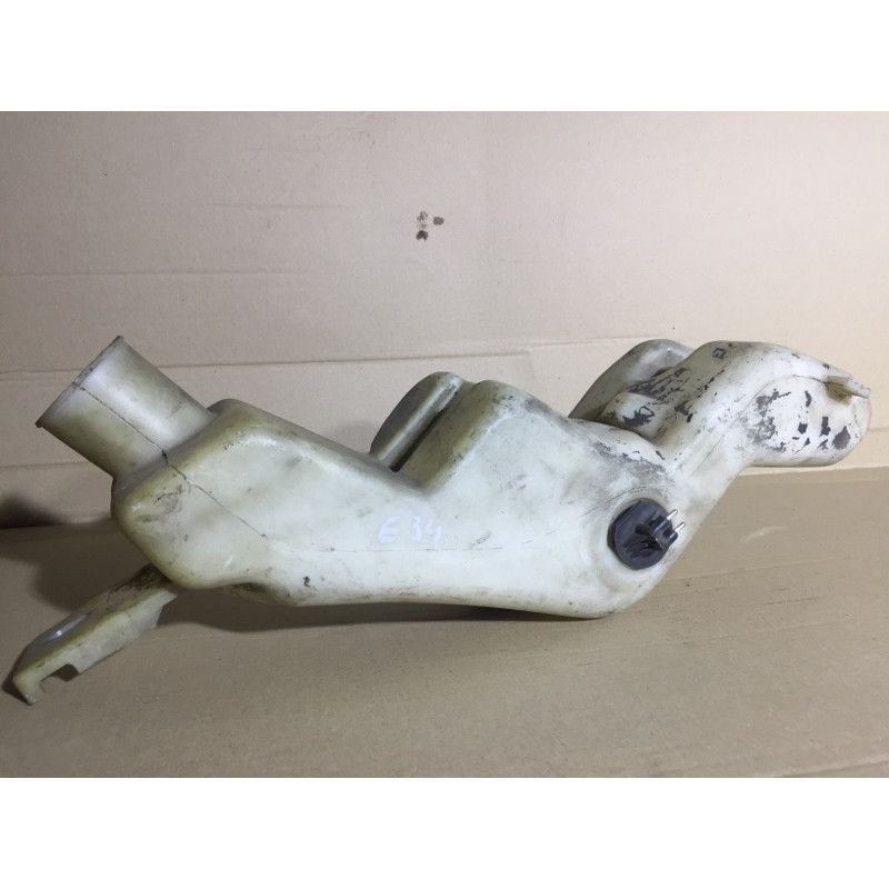 Бачок омывателя (кузов и элементы) BMW 5-series E34 61661378612