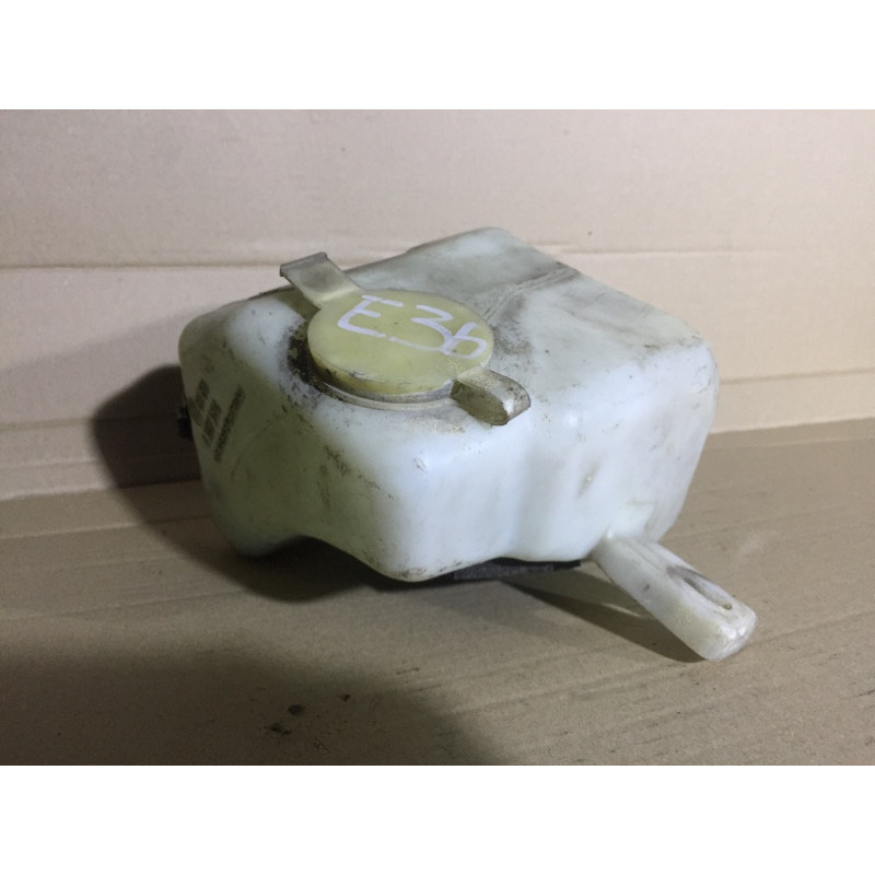 Бачок омывателя (кузов и элементы) BMW 3-series E36 61661387384