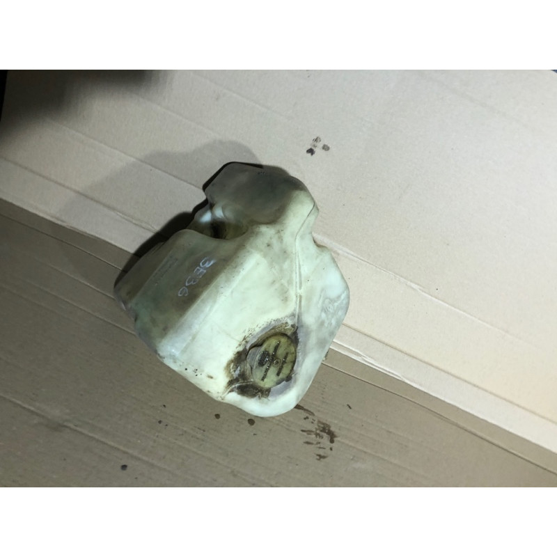 Бачок омывателя (кузов и элементы) BMW 3-series E36 1996 M43b16 61678360748