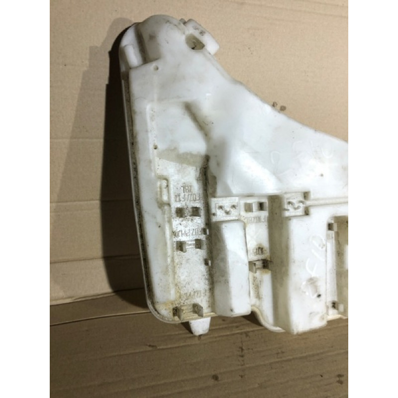 Бачок омывателя (кузов и элементы) BMW 5-series F10 2013 N47D20 61667269667