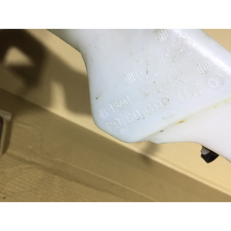 Бачок омывателя (кузов и элементы) Mercedes-Benz E-class W211 2006 3.2 M112.946 2118600460