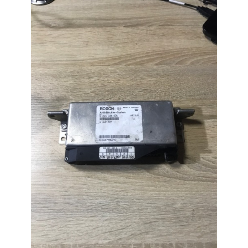 Блок управления abs (электрика / блок управления) BMW 5-series E34 1994 M50b20 34521162504
