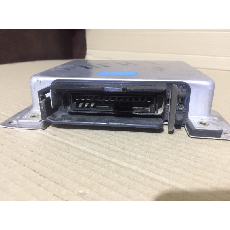 ЭБУ (электрика / блок управления) BMW 3-series E30 0280001301