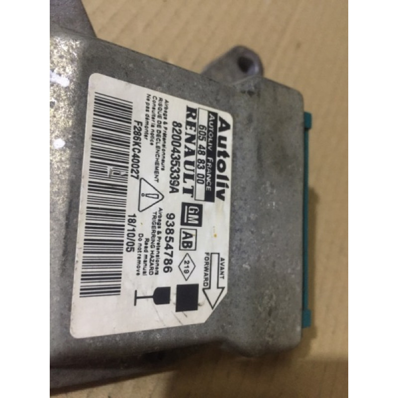 Блок управления airbag (airbag/безопасность) Opel Vivaro 1 2007 1.9 D 8200435339A