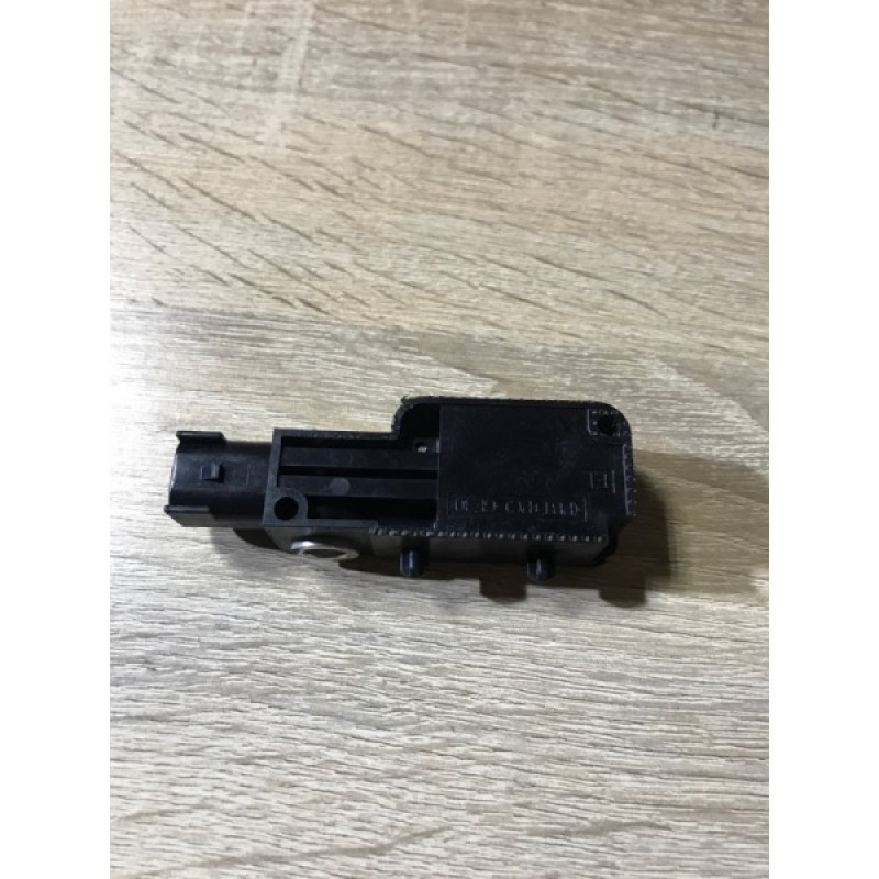 Датчик удара (электрика / датчики) Mazda 6 GG 2002 2.0 RF5 GJ6A57KC0