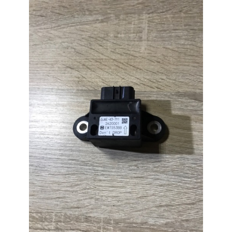 Датчик поперечного ускорения (ESP) (электрика / датчики) Mazda 6 GG 2004 2.0 RF5 GJ6E437Y1