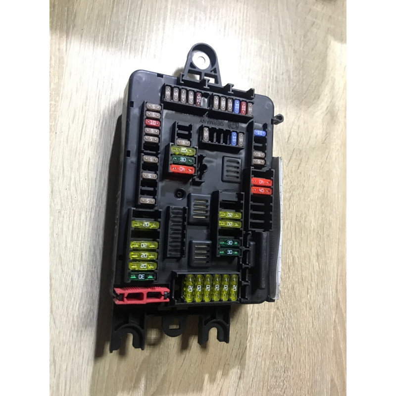 Блок предохранителей (электрика) BMW 3-series F30 2013 N26B20 6114926111003