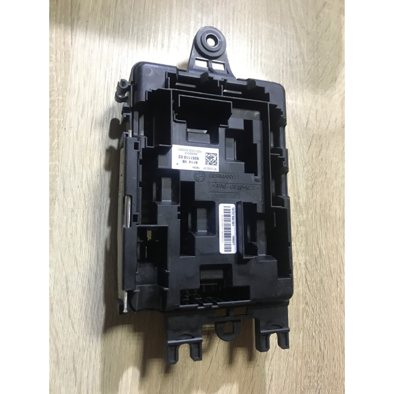 Блок предохранителей (электрика) BMW 3-series F30 2013 N26B20 6114926111003