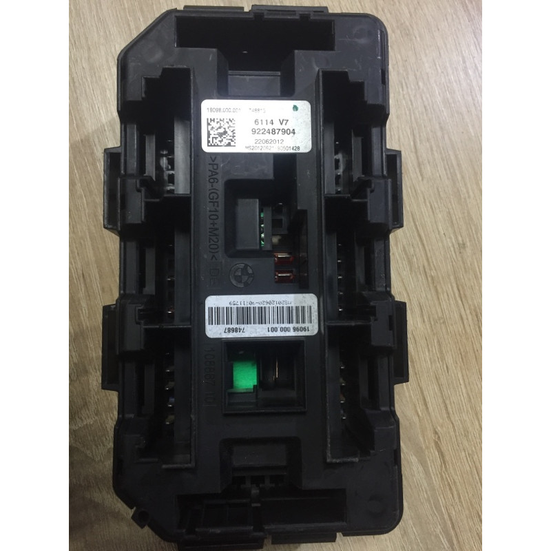 Блок предохранителей (электрика) BMW 3-series F30 2013 N47D20 61149224879