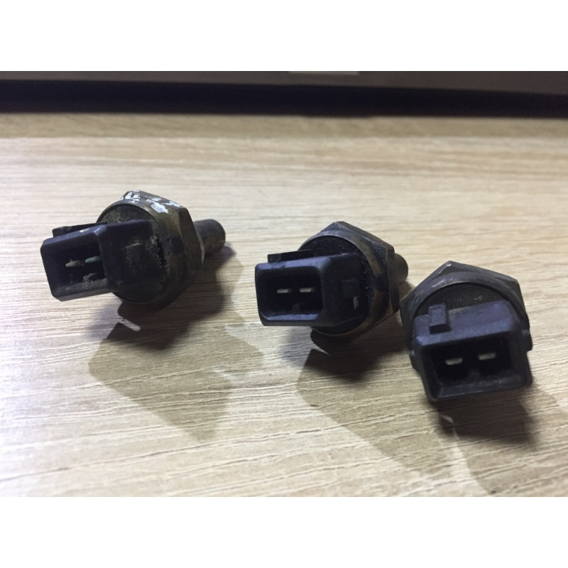 Датчик температуры охлаждающей жидкости (электрика / датчики) BMW 5-series E39 13621433076