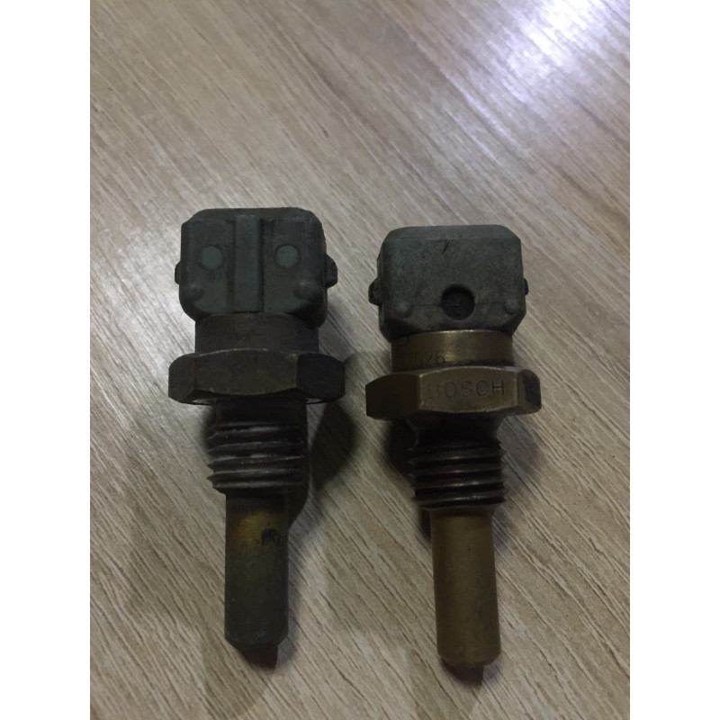 Датчик температуры охлаждающей жидкости (электрика / датчики) BMW 5-series E39 13621709967