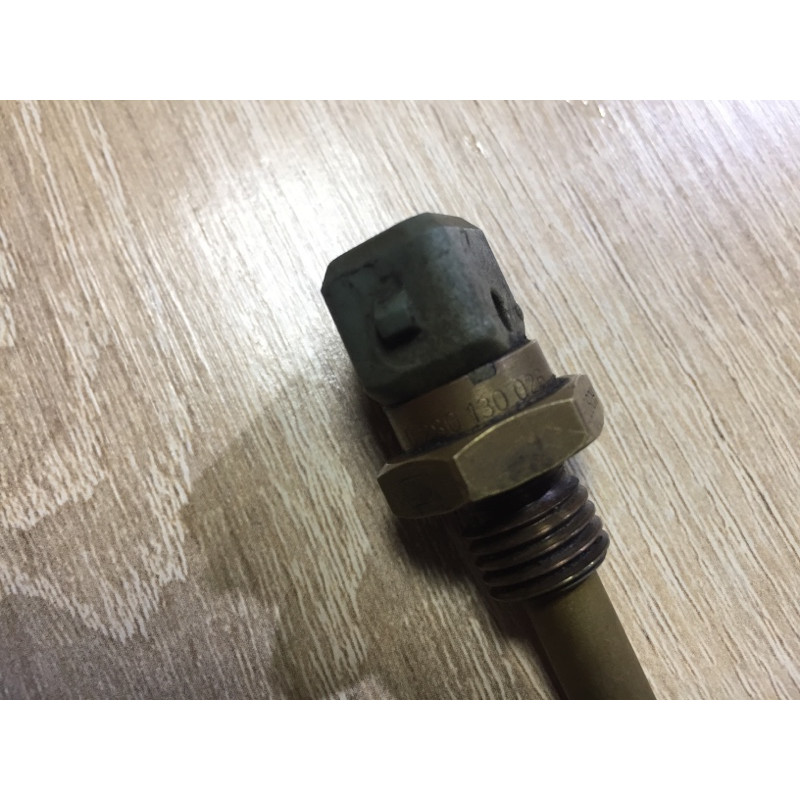 Датчик температуры охлаждающей жидкости (электрика / датчики) BMW 5-series E39 13621709967