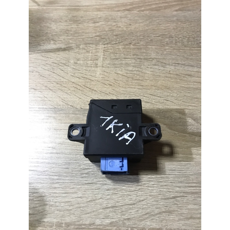 Блок управления центральным замком (электрика / блок управления) KIA Sorento BL 2005 2.5 CRDI 956003E610