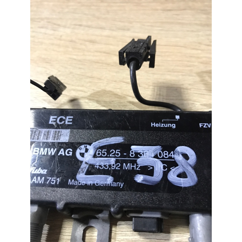 Усилитель антенны (электрика) BMW 7-series E38 65258364084