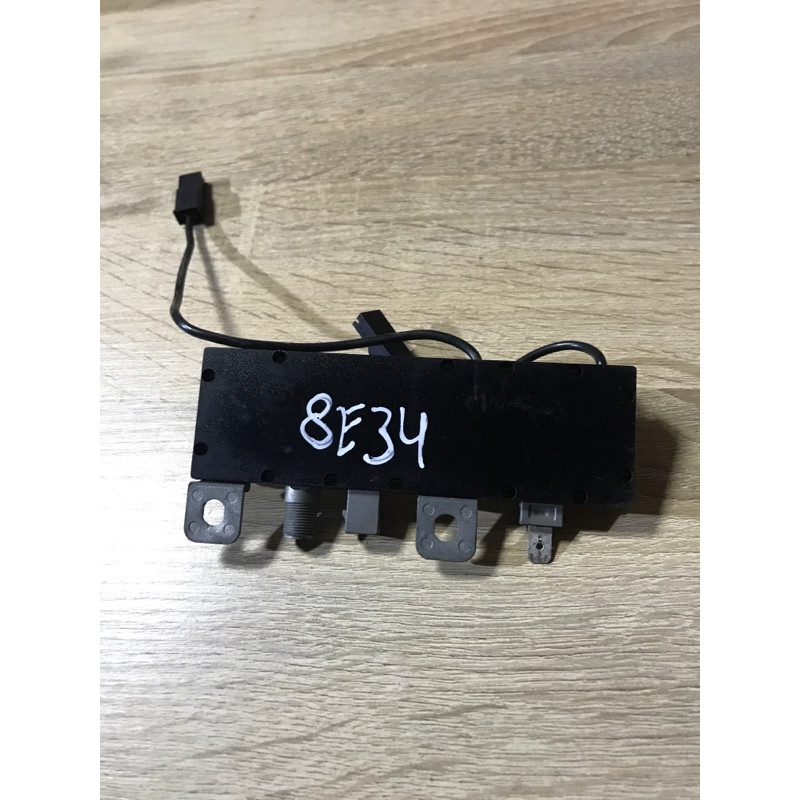 Усилитель антенны (электрика) BMW 5-series E34 1994 M50B25 65248351246