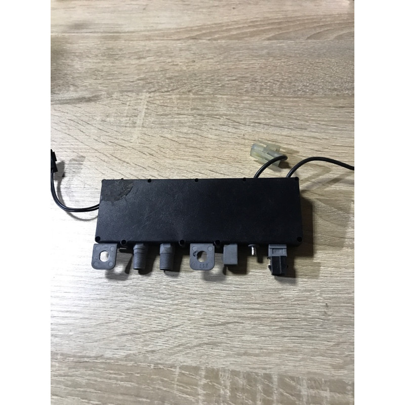 Усилитель антенны (электрика) BMW 5-series E39 65258352774