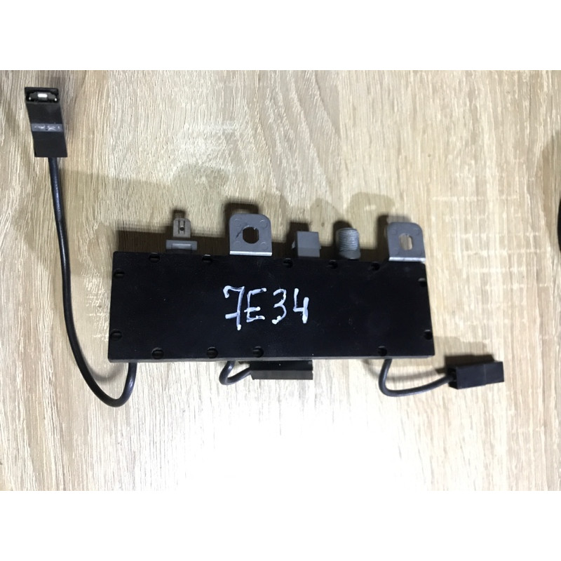 Усилитель антенны (электрика) BMW 5-series E34 1994 M43b18 6524 8351244