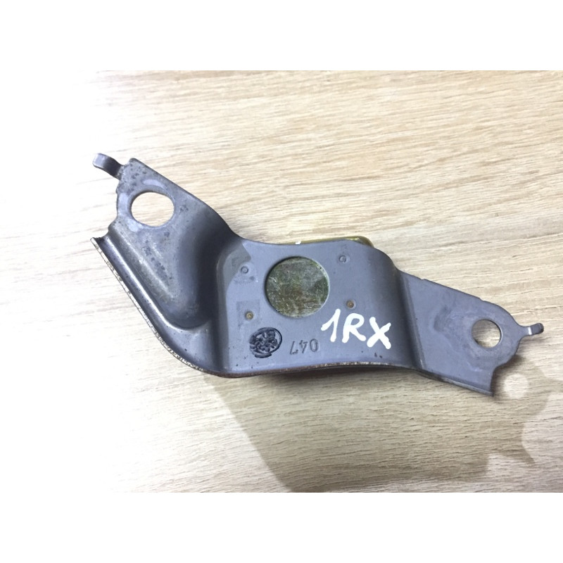 Датчик удара (электрика / датчики) Lexus RX XU30 2007 3.0 1MZ-FE 8983348010