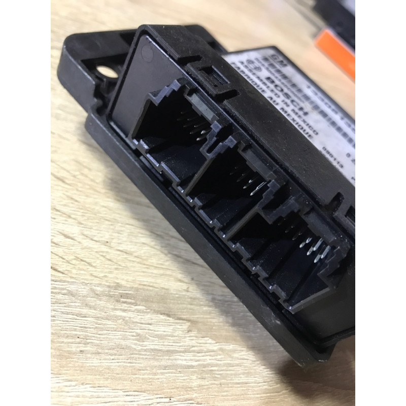 Блок управления парктрониками (электрика / блок управления) Opel Insignia A 2010 2.0 DTH 13308135