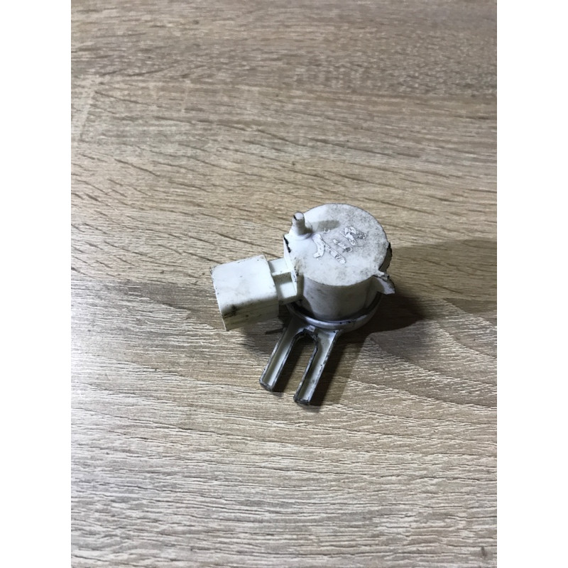 Датчик положения педали сцепления (электрика / датчики) Opel Insignia A 2010 2.0 DTH 13597416