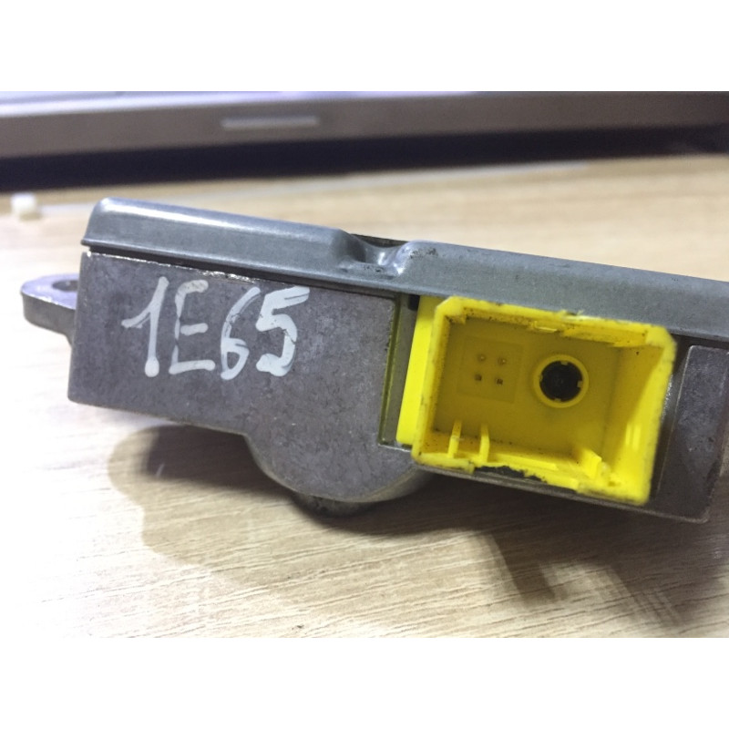 Датчик удара (электрика / датчики) BMW 7-series E65 N62B44 65776920478