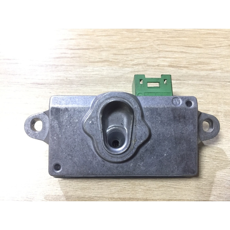 Датчик удара (электрика / датчики) BMW 7-series E65 N62B44 65776920477