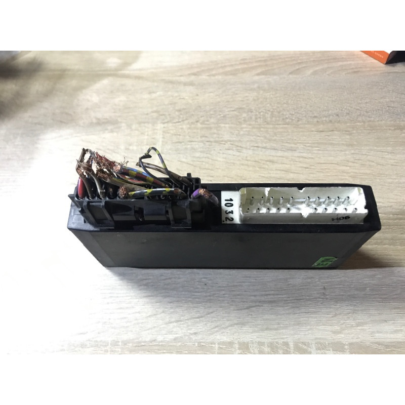 Блок управления светом (электрика / блок управления) BMW 5-series E34 61351379741